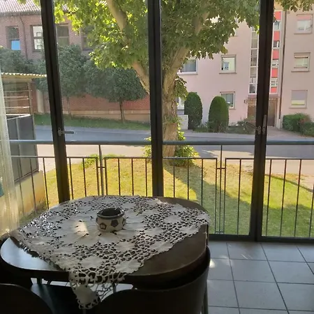 In 10 Apartment